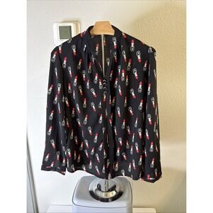 Women's Button Down Blouse Lipstick Print Black Size Medium